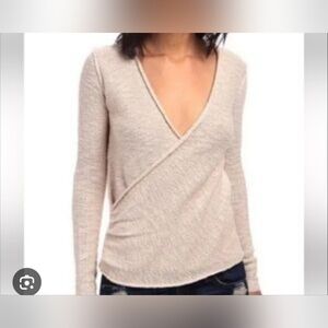 Free People Women's Sweater cream beige Sz XS Wrap top long‎ sleeve V neck
